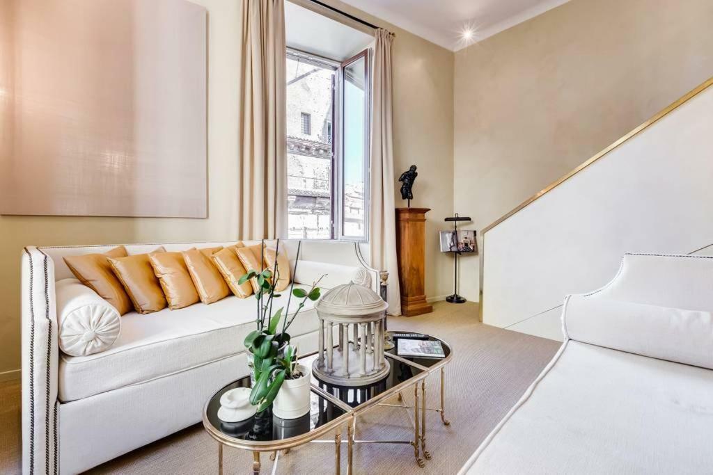 Vila Luxurious Loft Facing The Pantheon Řím Exteriér fotografie